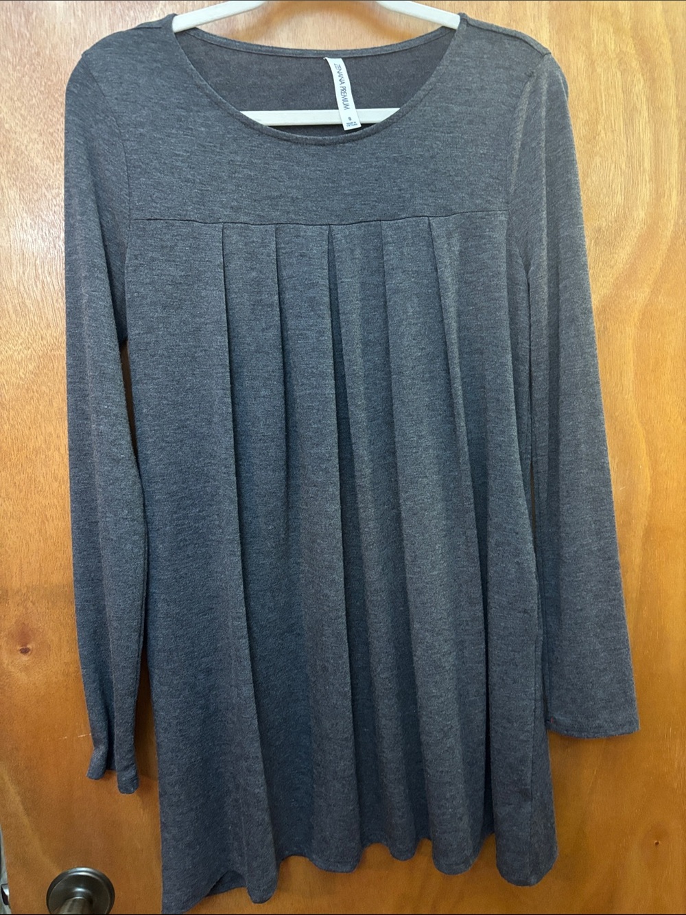 Gray Long-Sleeve Pleated Women's Tunic
